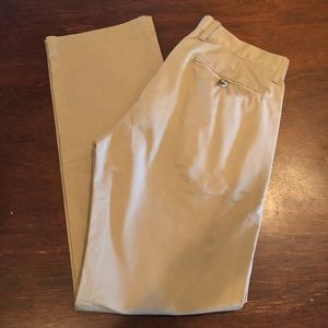 Men’s Gap Khakis